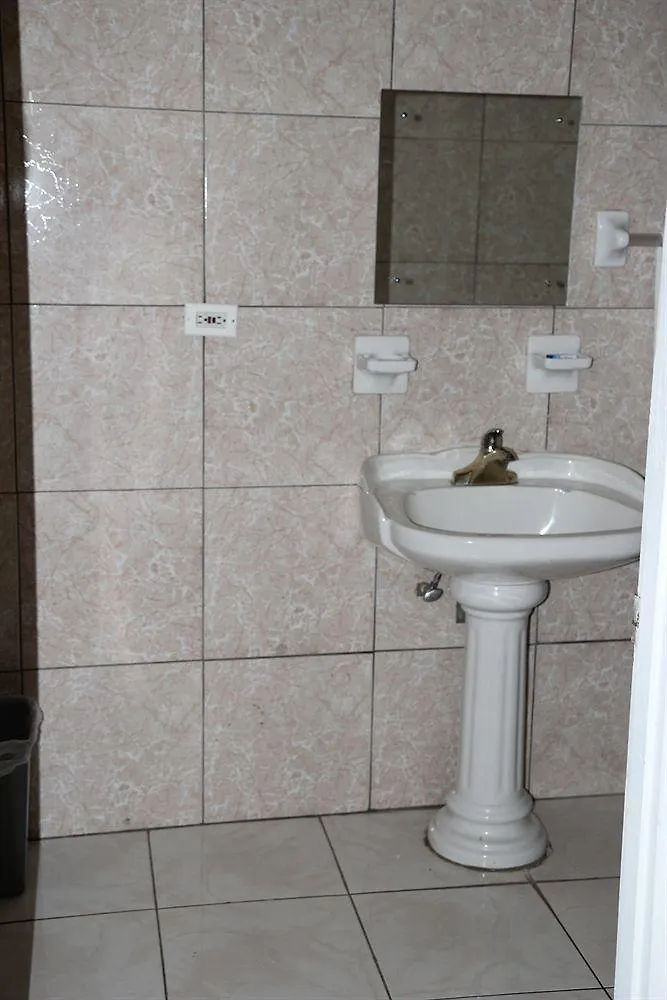 Hotel Executive Shaw Park Guest House Ocho Rios