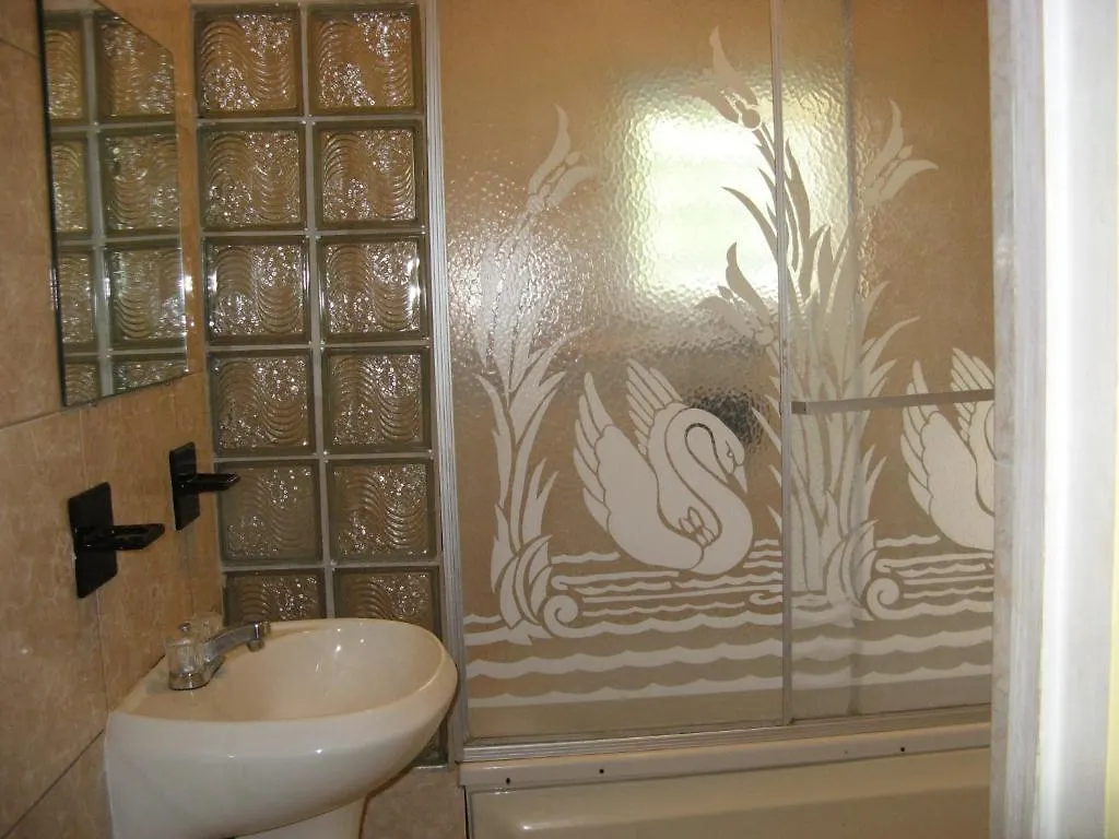 Executive Shaw Park Guest House Ocho Rios 2*,