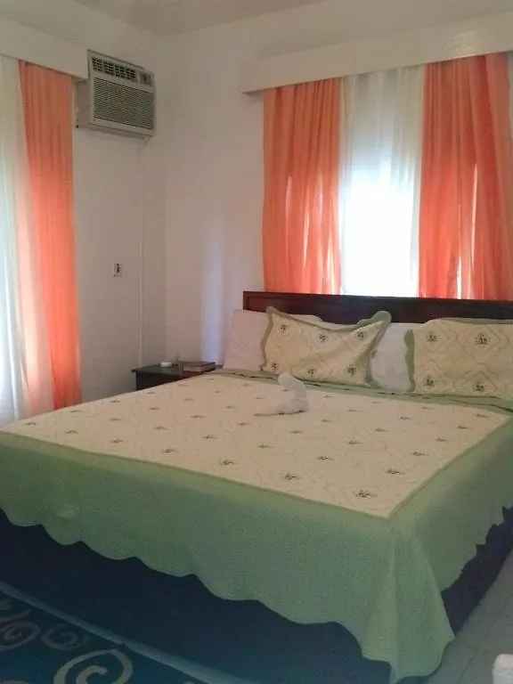 ** فندق Executive Shaw Park Guest House أوشو ريوس جامايكا
