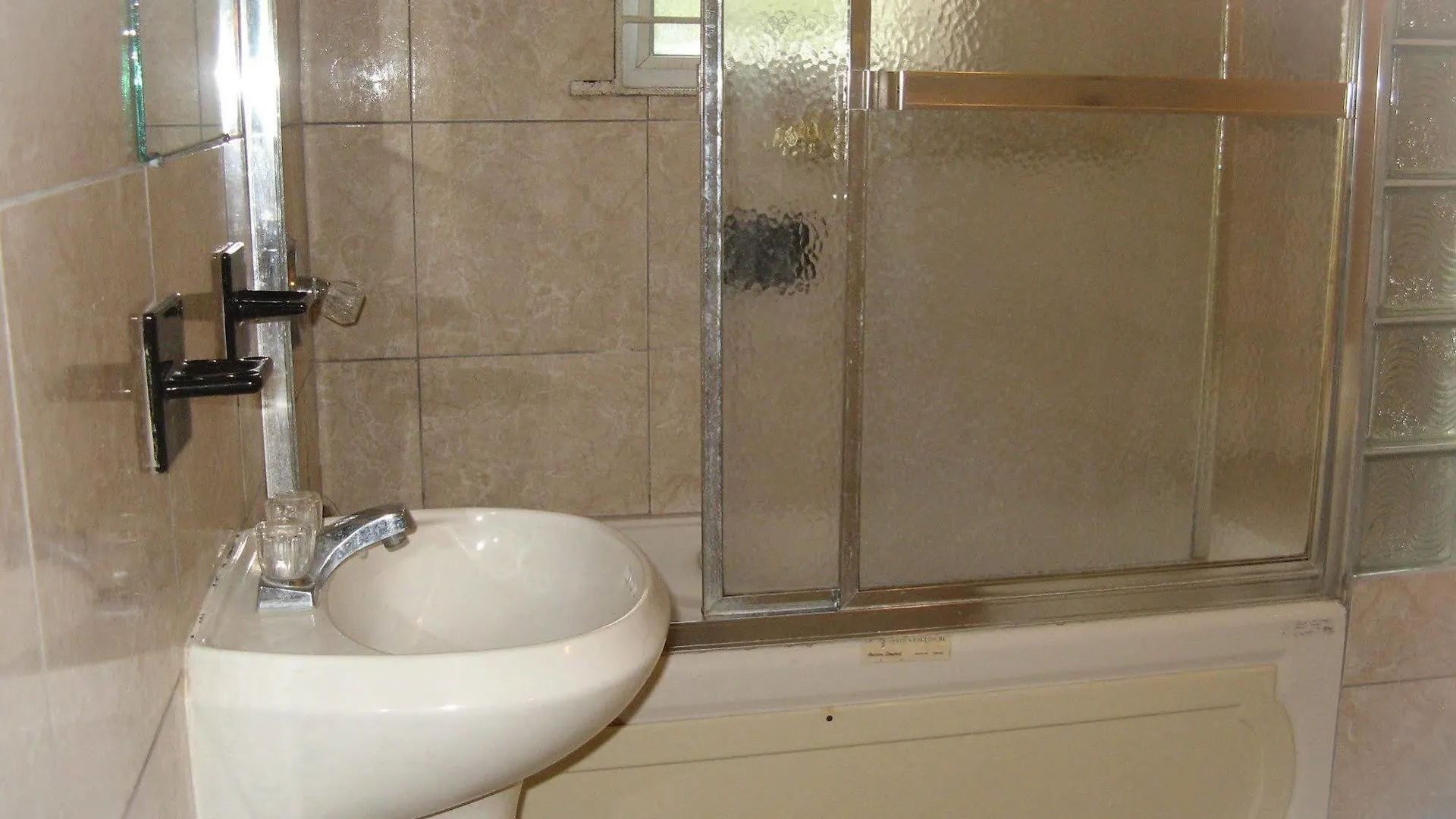 Executive Shaw Park Guest House أوشو ريوس جامايكا